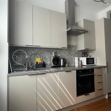 Diva Kapana 2bdr With Parking Appartement
